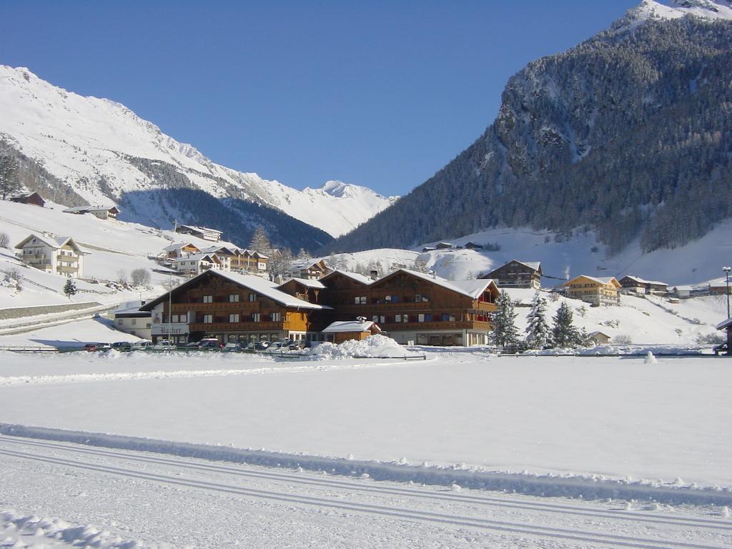 Hotel Bacher Riva di Tures Extérieur photo